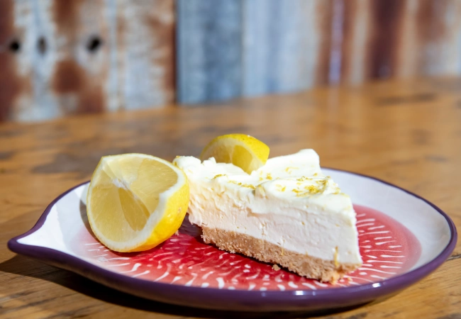 home-made-lemon-cheesecake-img